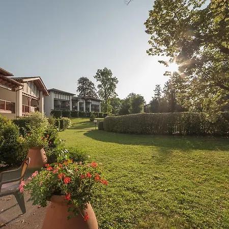 Le Parc D'arradoy Апартаменты *