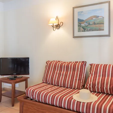 Le Parc D'arradoy Апартаменты Uhart-Cize