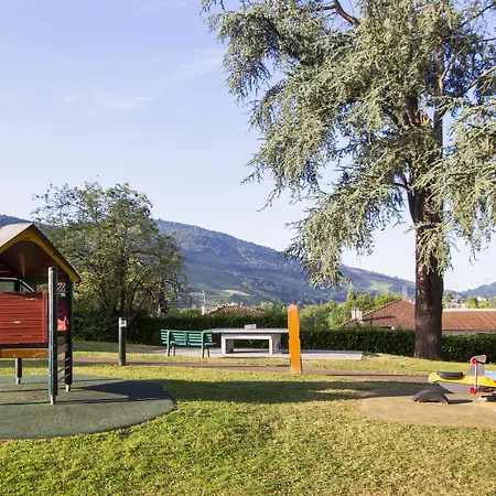 Апартаменты Le Parc D'arradoy