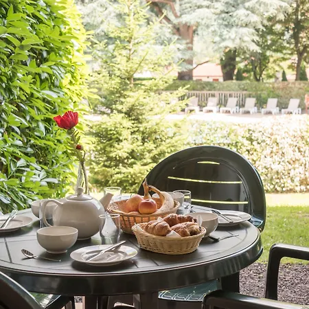 Апартаменты Le Parc D'arradoy Uhart-Cize