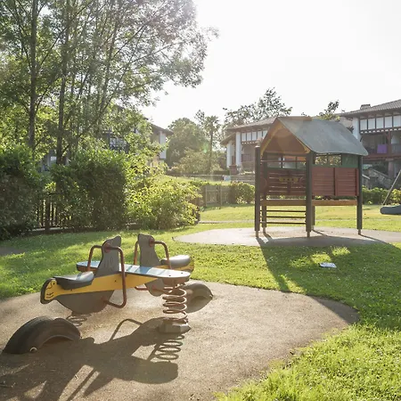 Le Parc D'arradoy Апартаменты *