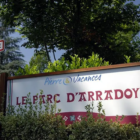 Le Parc D'arradoy Апартаменты Uhart-Cize