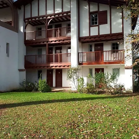 Апартаменты Le Parc D'arradoy Uhart-Cize