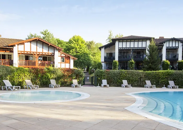 Le Parc D'arradoy 아파트