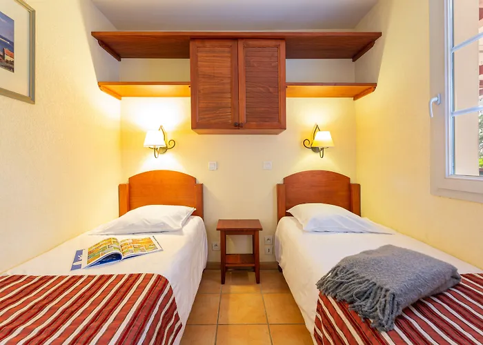 Le Parc D'arradoy 아파트